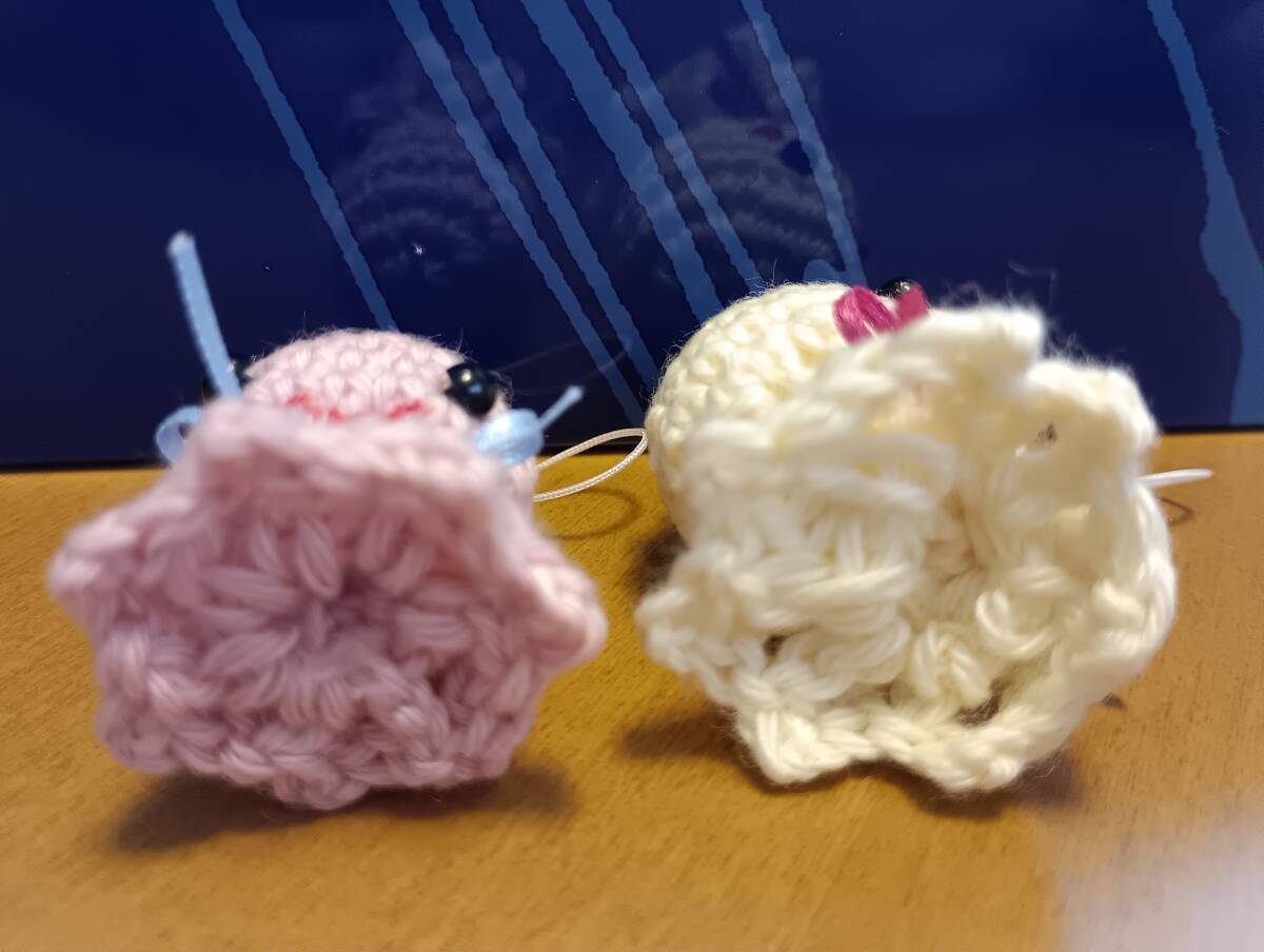 ハンドメイド　てるてる坊主2個セット　かぎ針編み　ストラップ?、? bimg=