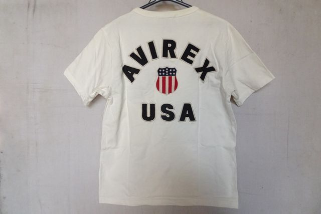 AVIREX/アヴィレックス/半袖Tシャツ/ロゴししゅう/ワッペン/やや厚みのある生地/ミリタリー/オフホワイト/白/Mサイズ(6/5R7)