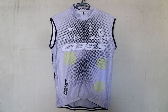 BREITLING/サイクリングトップス/スリーブレス/速干性/ハイネック/前ジップアップ/Q36.5PRO CYCLING TEAM/ライトグレー/Mサイズ(6/6R7)