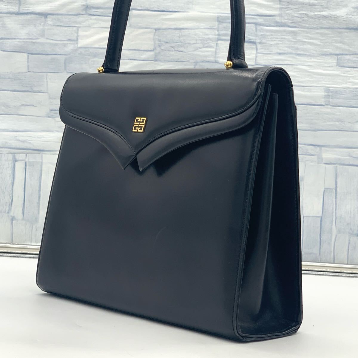  прекрасный товар * трудно найти GIVENCHYji van si. Givenchy формальный ручная сумочка кожа черный чёрный женский box Gold металлические принадлежности 1 иен 