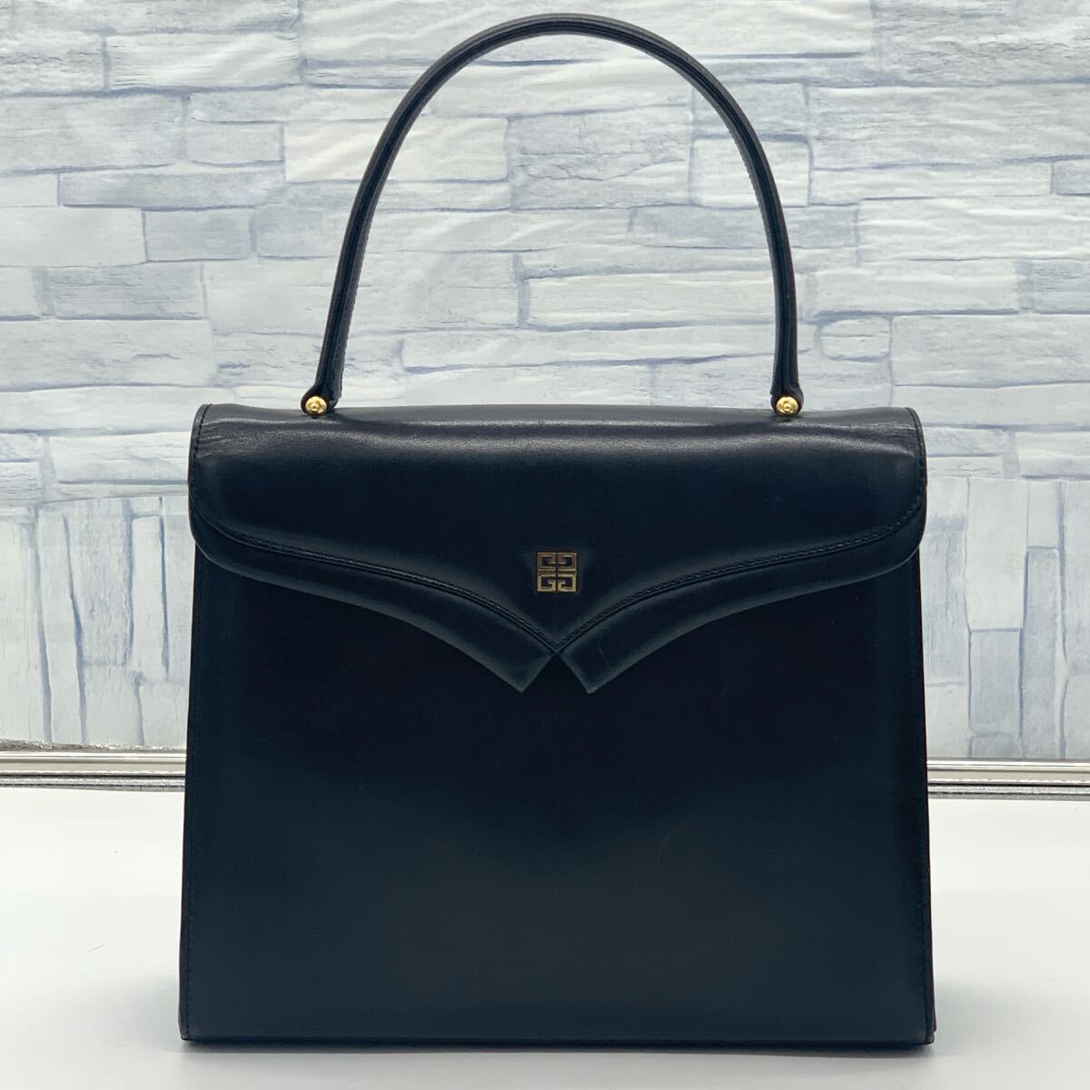  прекрасный товар * трудно найти GIVENCHYji van si. Givenchy формальный ручная сумочка кожа черный чёрный женский box Gold металлические принадлежности 1 иен 