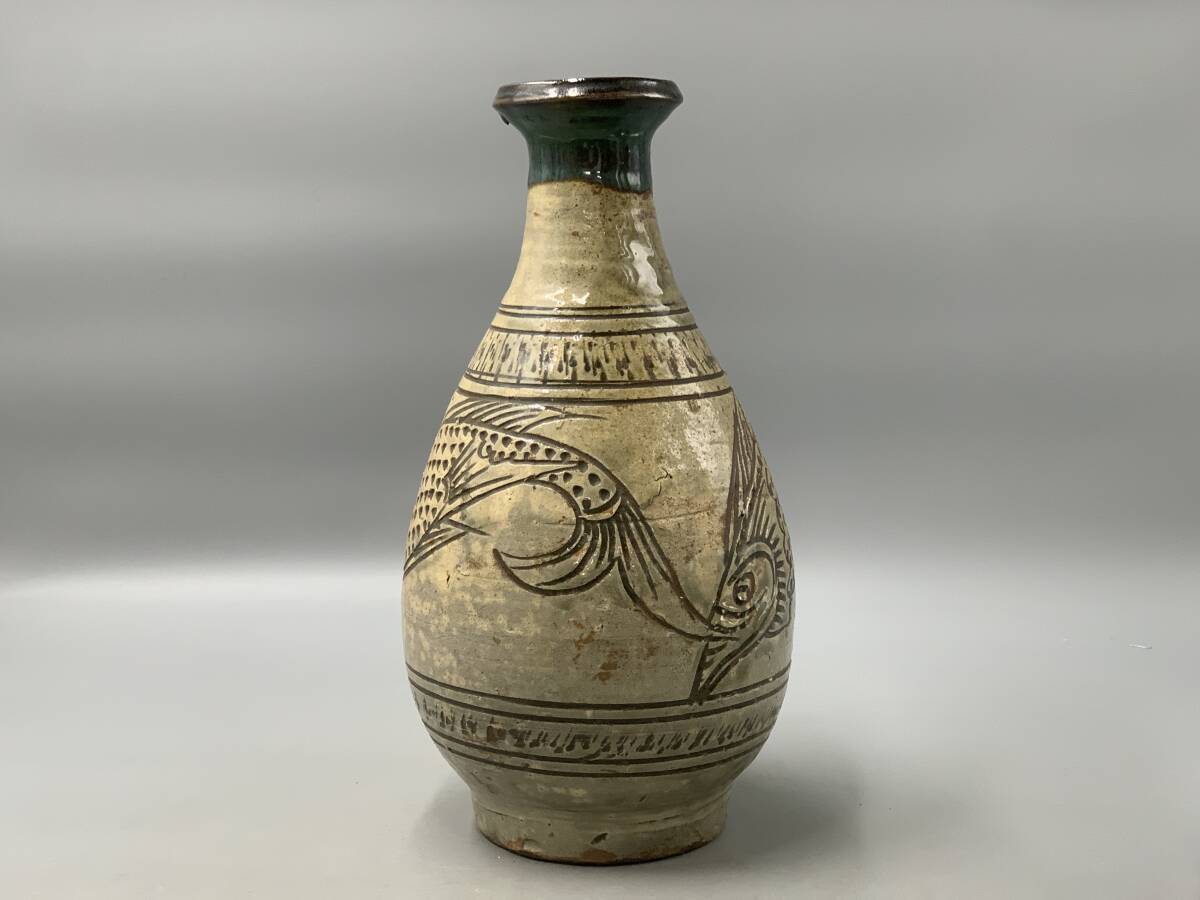 壺屋焼 人間国宝 金城次郎作 海老魚文花瓶 （箱直筆） – 生活