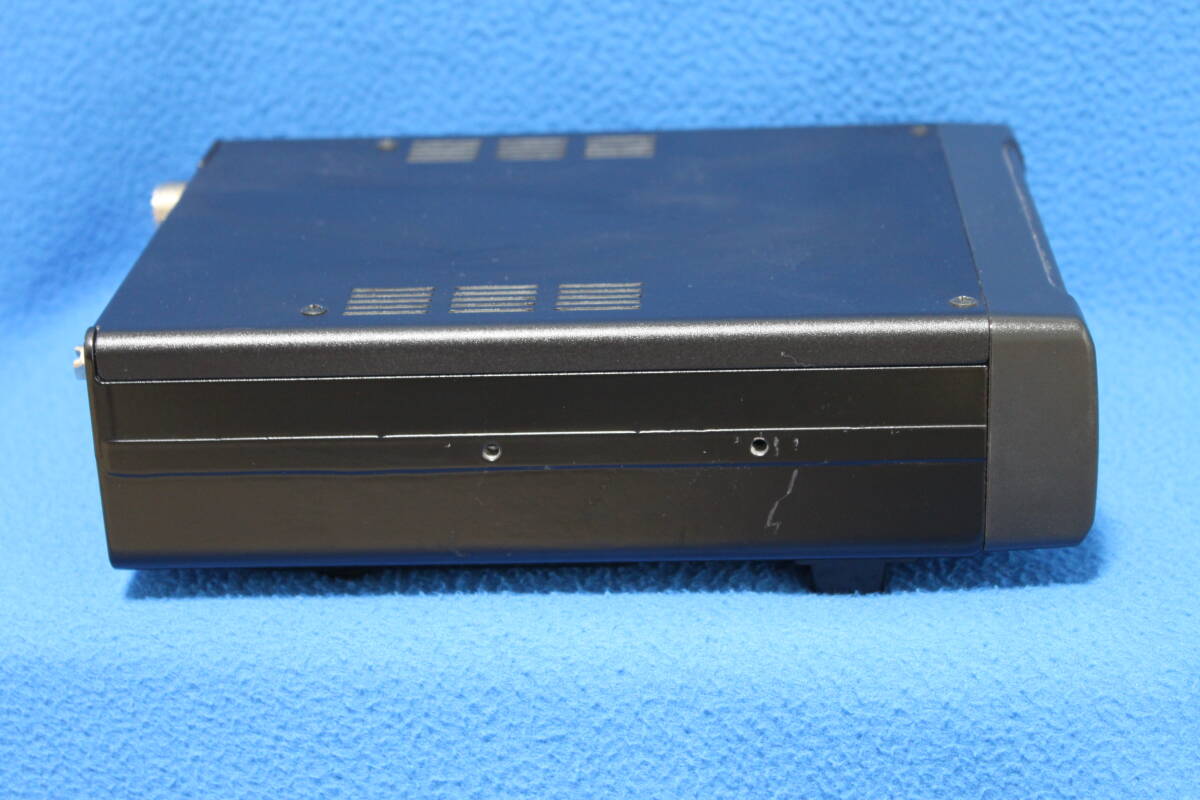 * Icom ICOM HF/50MHz антенна тюнер AT-180(100W)*