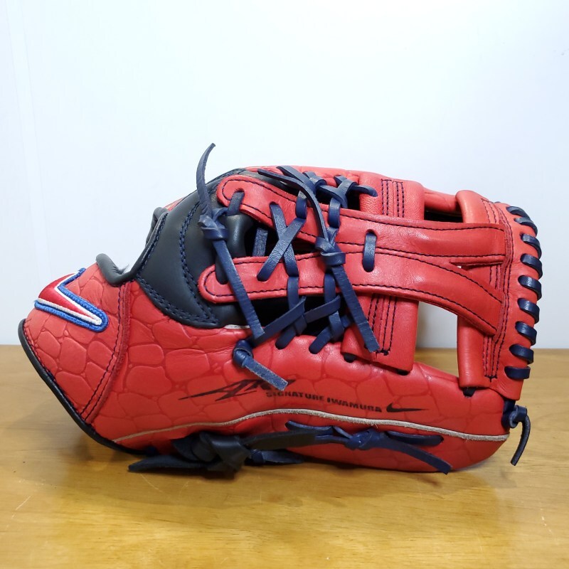 NIKE ナイキ 岩村明憲 シグネチャーモデル 軟式内野手用 美品 NIKE ナイキ 岩村明憲モデル AKI シグネチャー 限定版