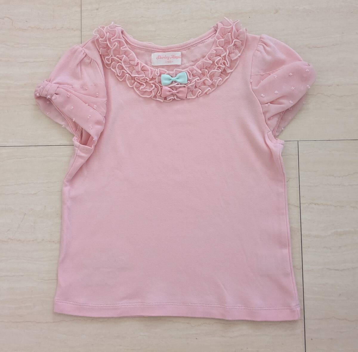 新品同様　シャーリーテンプル　キュートなデザイン　半袖Tシャツ　サイズ120