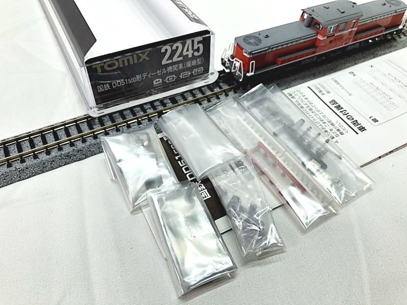TOMIX　2245　國(guó)鉄 DE10-500形 ディーゼル機(jī)関車(chē)(暖地型)　Nゲージ　鉄道模型　1円スタート★H