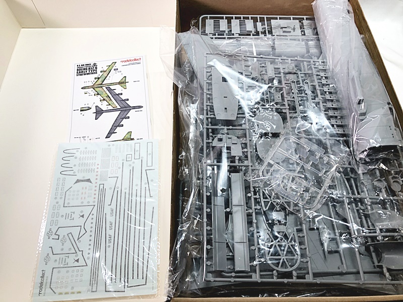  модель collect 1/72 B-52G более ранняя модель (1967-1972) Вьетнам война линия ba машина II военная операция UA72210 пластиковая модель включение в покупку OK 1 иен старт *H