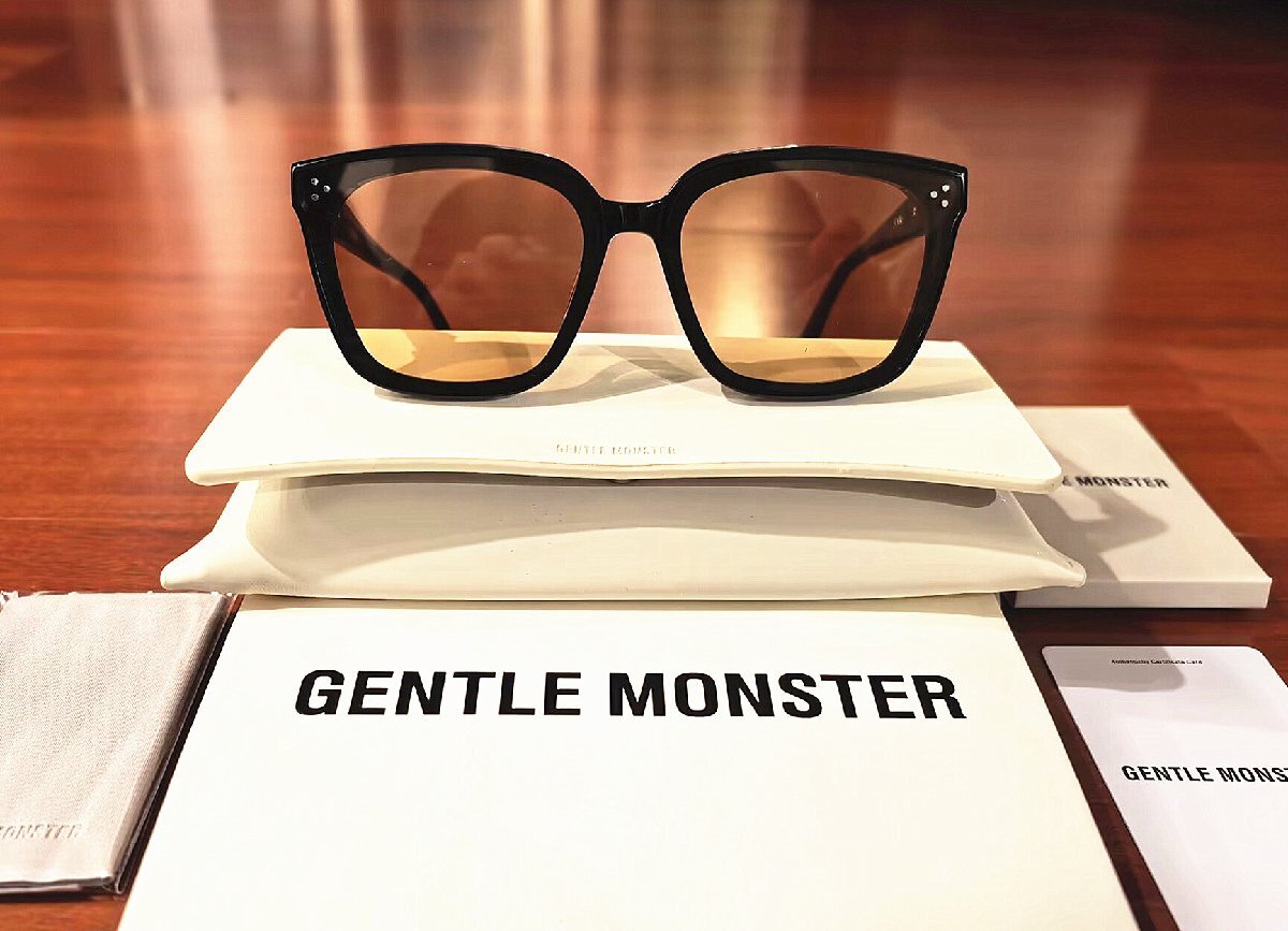 新品未使用※人気モデル*GENTLE MONSTER?ジェントルモンスター DEAR　登坂広臣 BTS 愛用?ブラック?サングラス?茶色