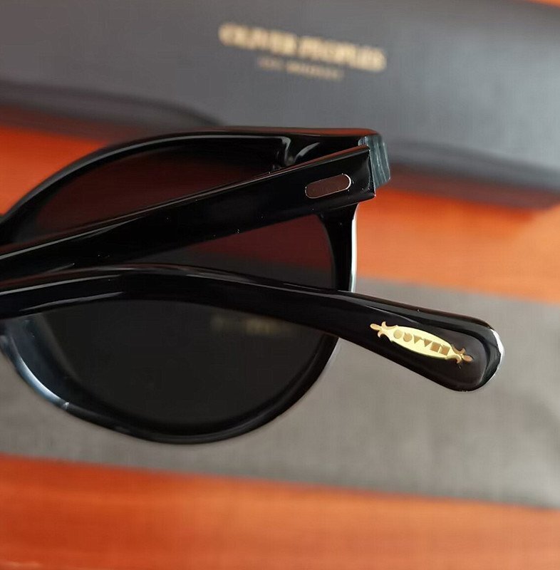 名作モデル☆イタリア制★「OLIVER PEOPLES/オリバーピープルズ」伝説の大人気作?OV5186?サングラス?メガネフレーム/黒