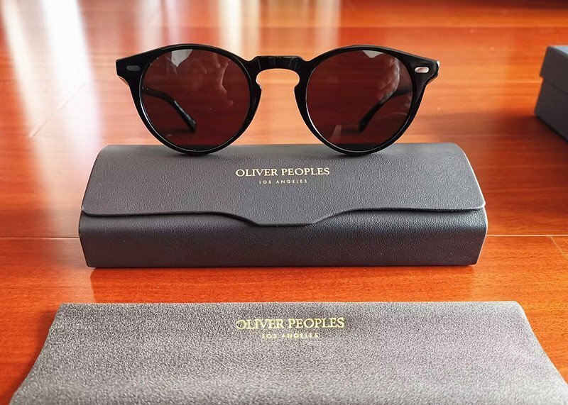 名作モデル☆イタリア制★「OLIVER PEOPLES/オリバーピープルズ」伝説の大人気作?OV5186?サングラス?メガネフレーム/黒