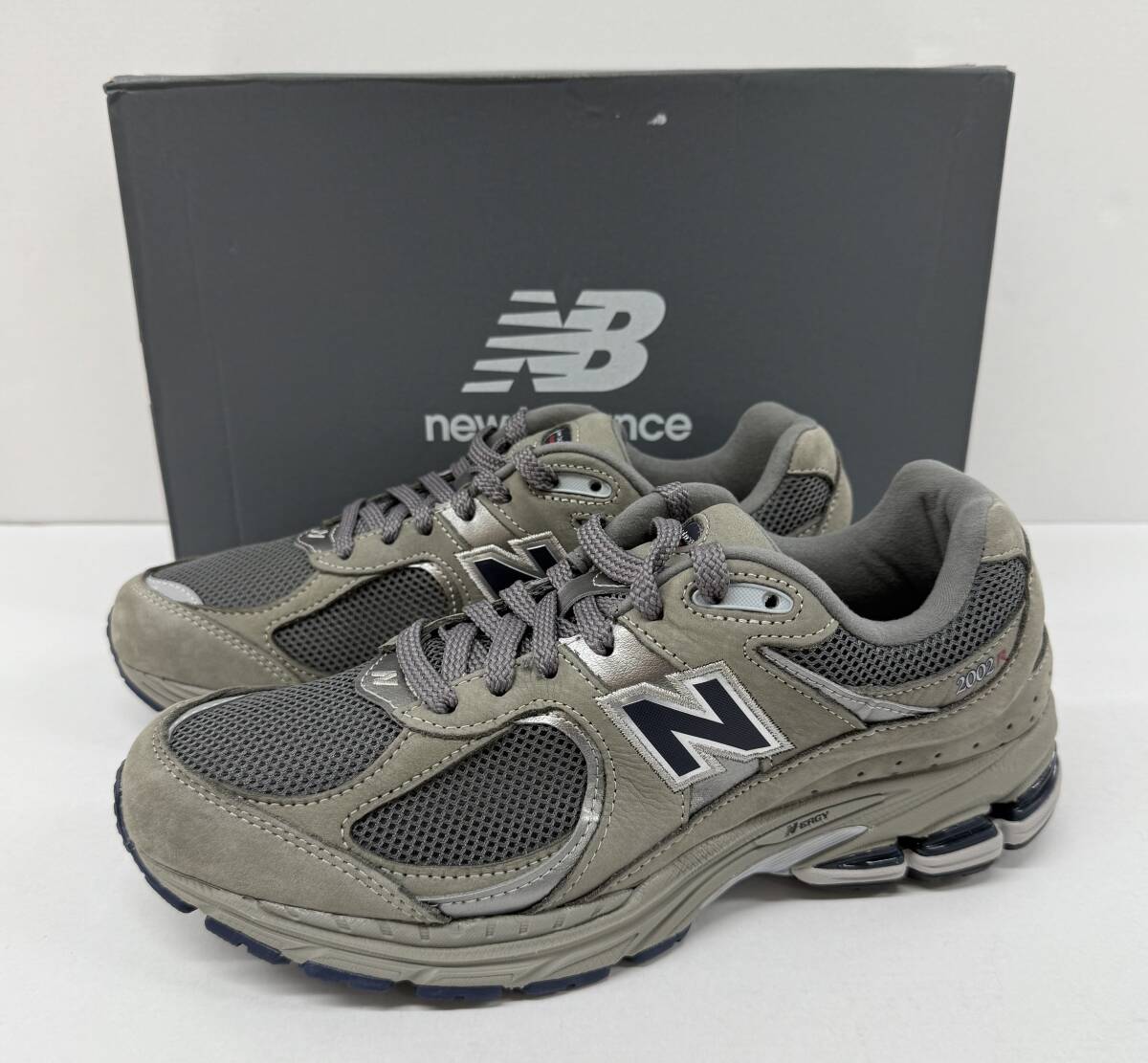 268-AR06) 未使用 New Balance 2002R Gray 27.5cm ML2002RA ニューバランス 2002R グレー メンズ スニーカー 靴