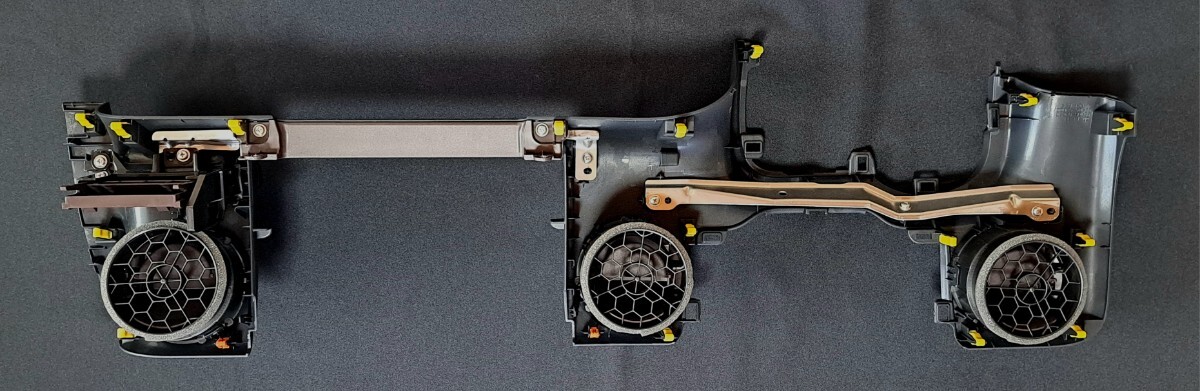 新品外し　トヨタ　スペイド　後期インパネ　SPADE　TOYOTA_画像2