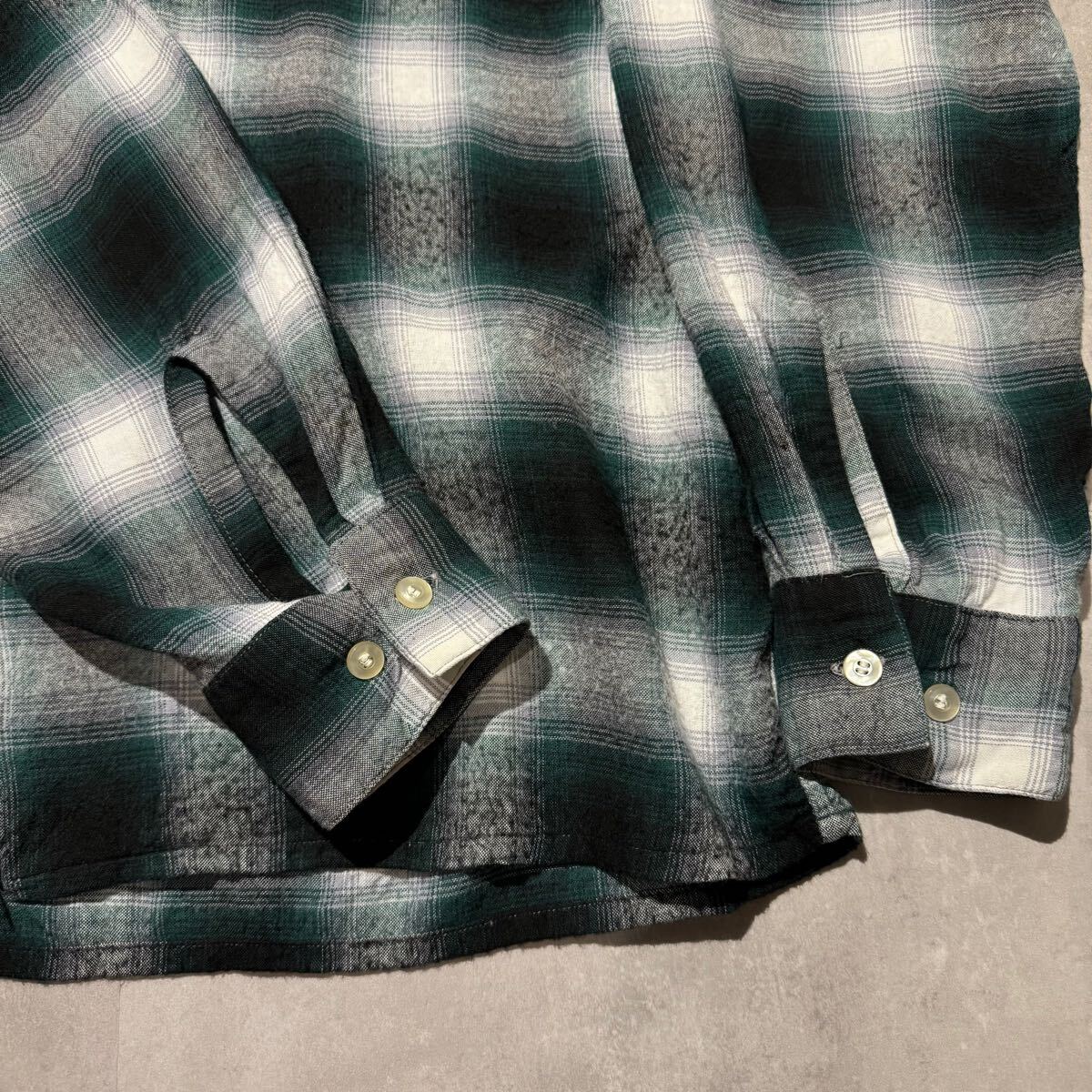 60s arrow オンブレ　レーヨン　シャツ　黒　緑　Lサイズ　美品 60s arrow オンブレ レーヨン シャツ 黒 緑 Lサイズ 美品｜Yahoo