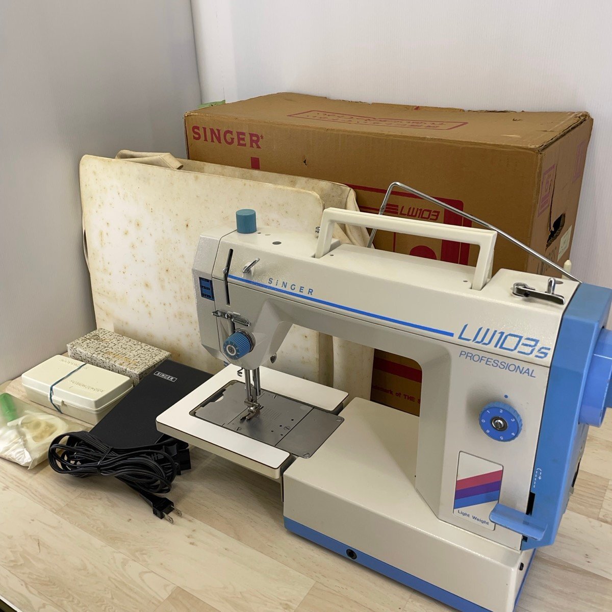 SINGER певец LW103S PROFESSIONAL род занятий для швейная машина foot petaru есть рукоделие ручная работа [F4627]