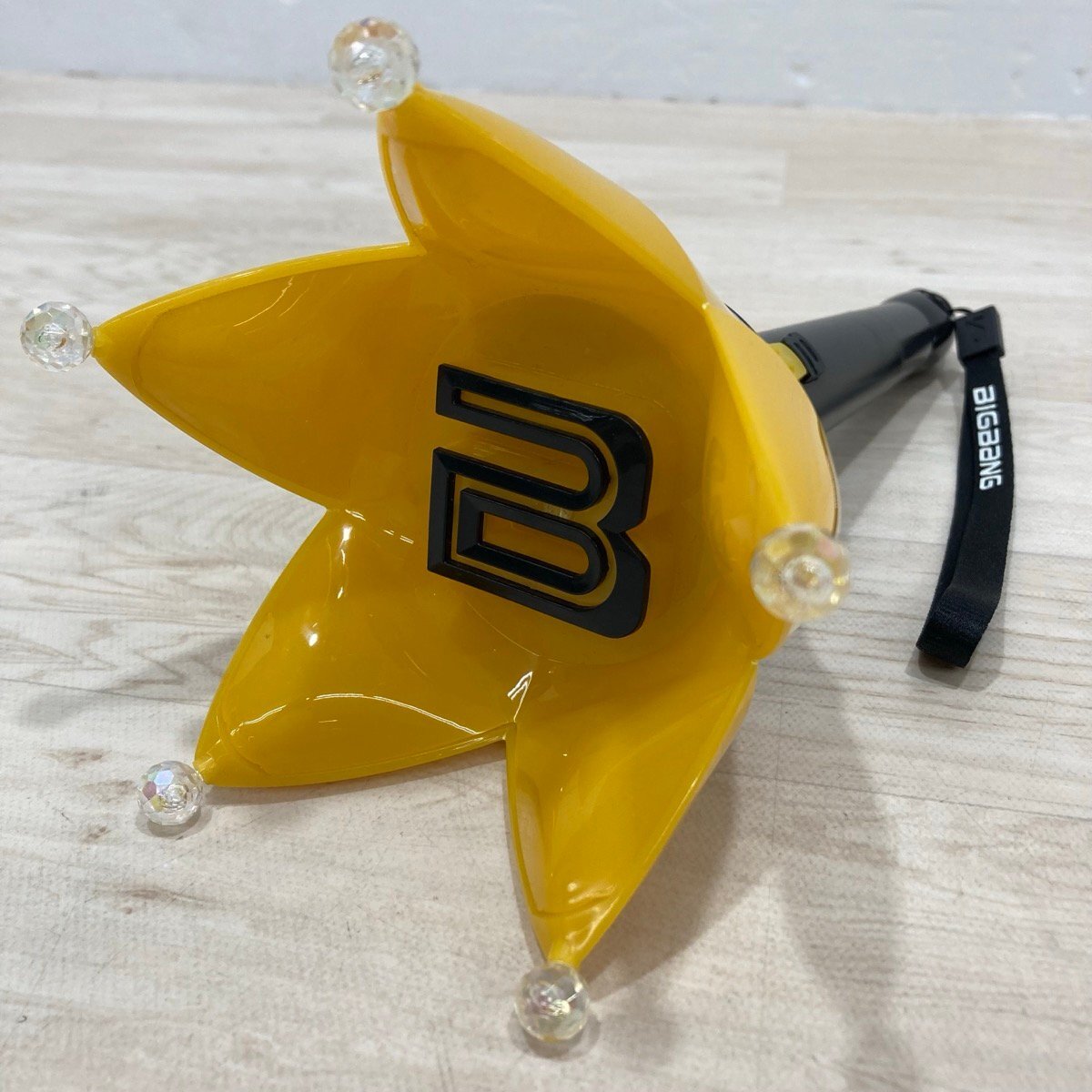 BIGBANG ペンライト LIGHT STICK ver.4 黒 ブラック（43）[F4732