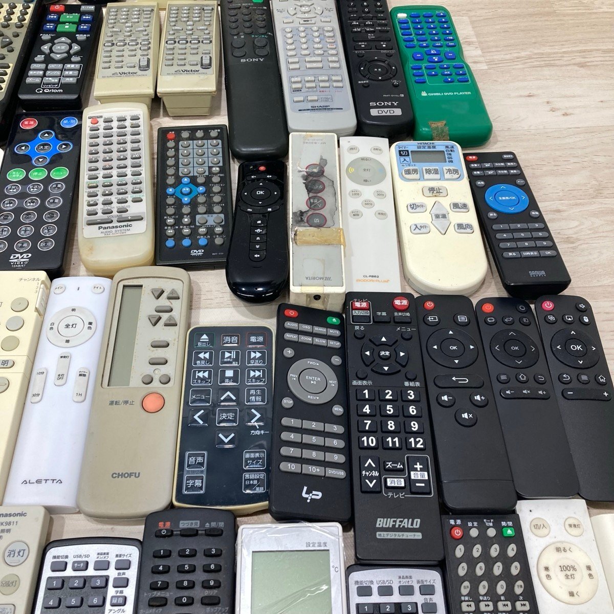 ① 現(xiàn)狀品 リモコン まとめて大量セット オーディオ機(jī)器 エアコン プレーヤー 家電制品用など[D6024]