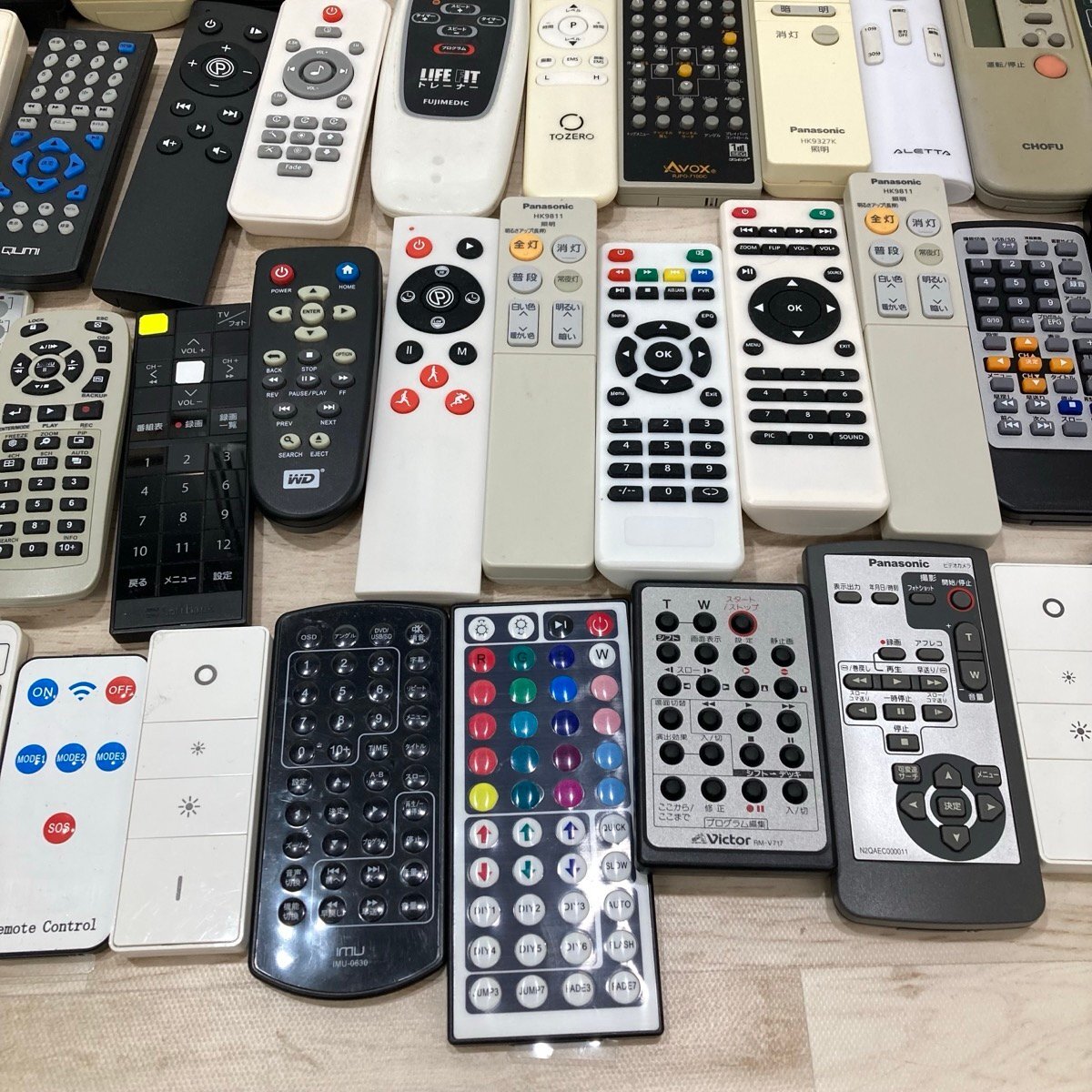 ① 現(xiàn)狀品 リモコン まとめて大量セット オーディオ機(jī)器 エアコン プレーヤー 家電制品用など[D6024]