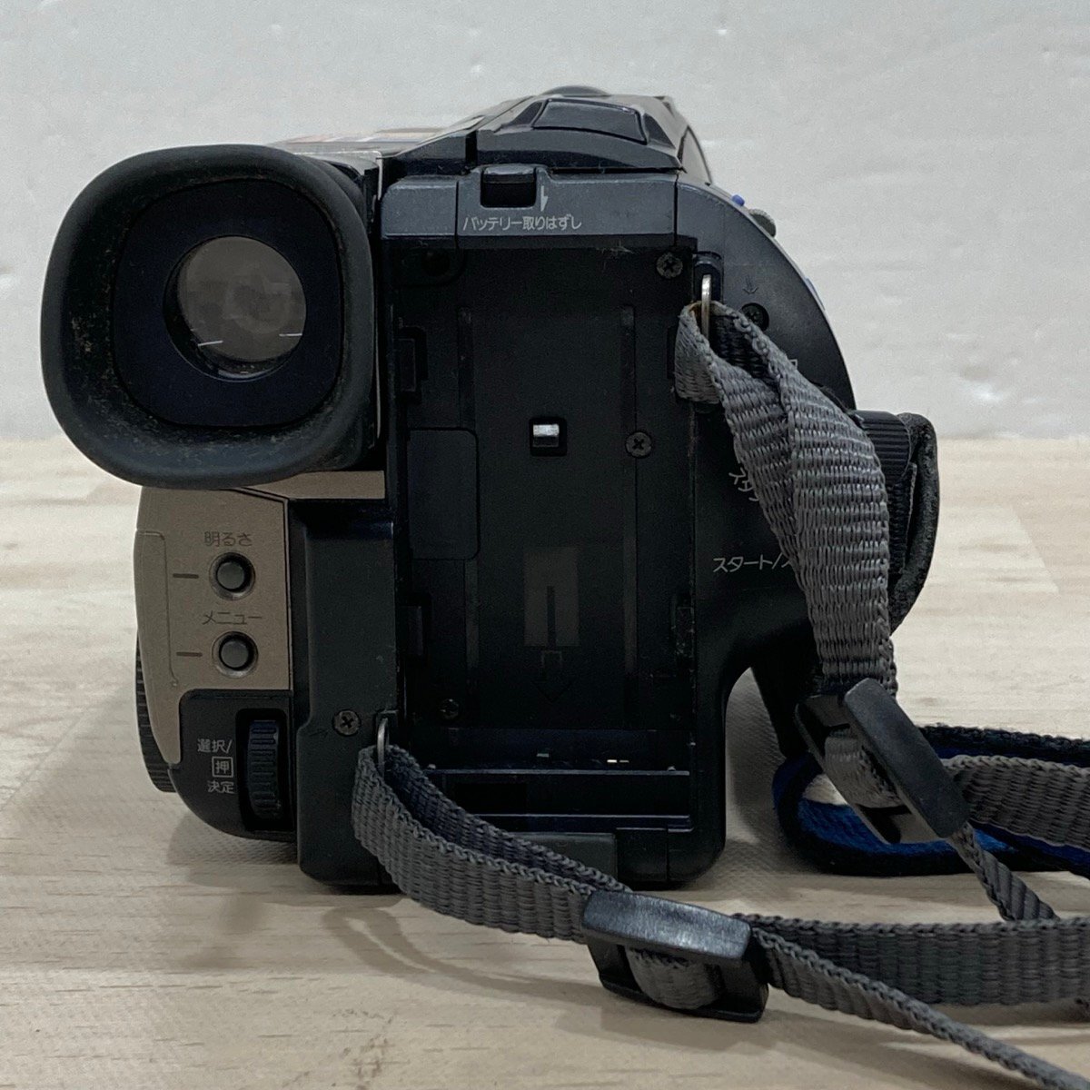 動(dòng)作品 Sony ビデオカメラ Handycam Hi8 CCD-TR290[F5111]