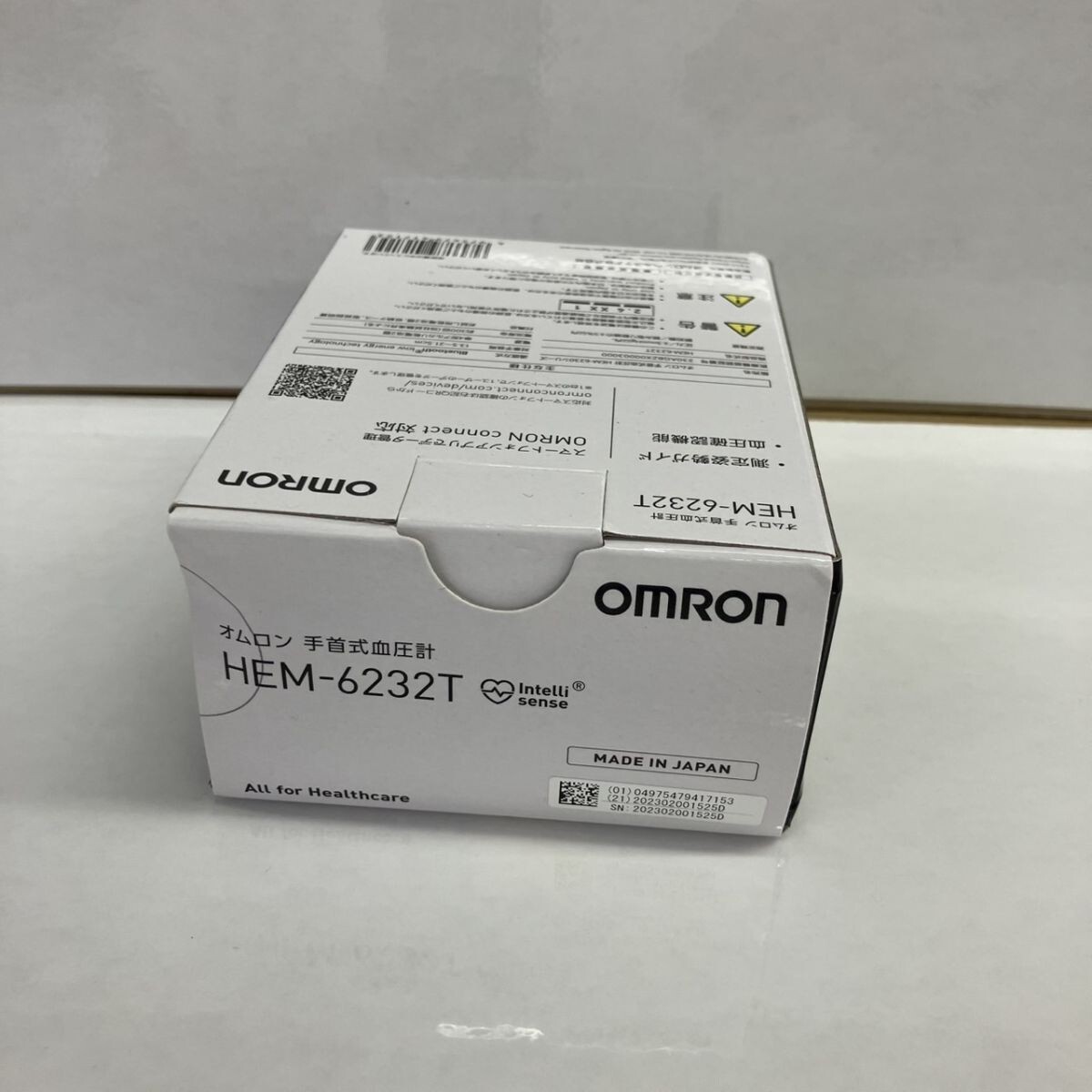 D308-SB2-1936◎ OMRON オムロン 手首式血圧計 HEM-6232T ヘルスケア 本體 ブラック通電確認済み FA