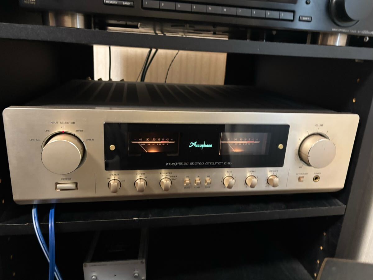 アキュフェーズ Accuphase プリメインアンプE-213 美品綺麗作動品 Accuphase E-213 綺麗美品作動品 アキュフェーズ株式会社 E-213