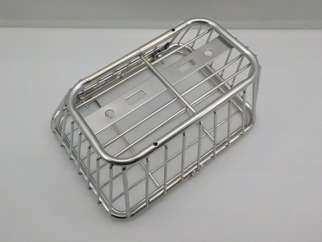 VT★☆ステンレスバスケット（バイク用カゴ）中　フタ付き（モンキー?ダックス?DAX?シャリー?ディオ?ジョグ?レッツ?アドレス）