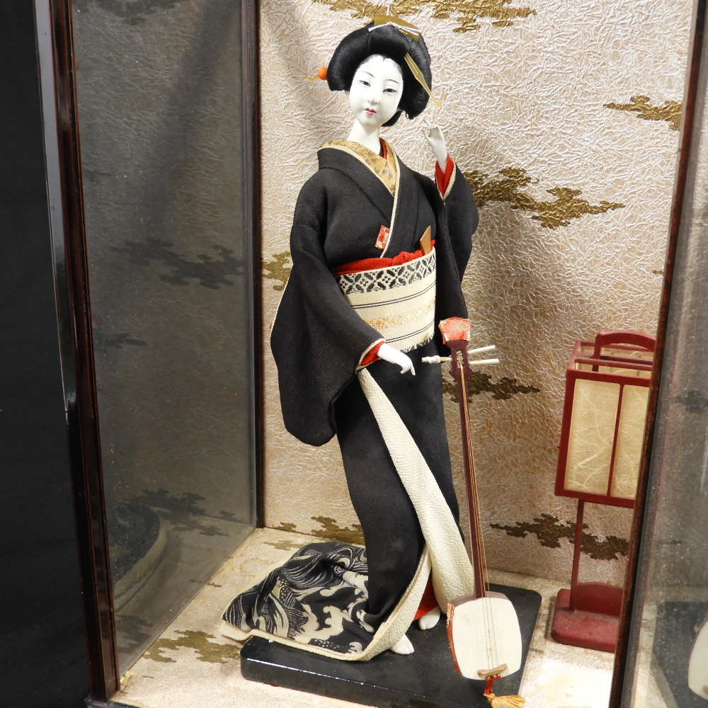 日本人形 ケース入り 美人人形 和装 舞妓 芸者 JAPANESE VINTAGE ANTIQUE DOLL GEISHA MAIKOSAN レトロ 着物 三味線 _画像6