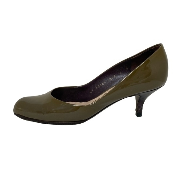 サルバトーレフェラガモ FERRAGAMO/SalvatoreFerragamo パンプス 6D - レザー カーキ レディース 靴