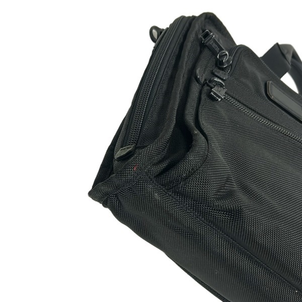  Tumi TUMI портфель 26108DH - кожа чёрный корпус блокировка нет сумка 
