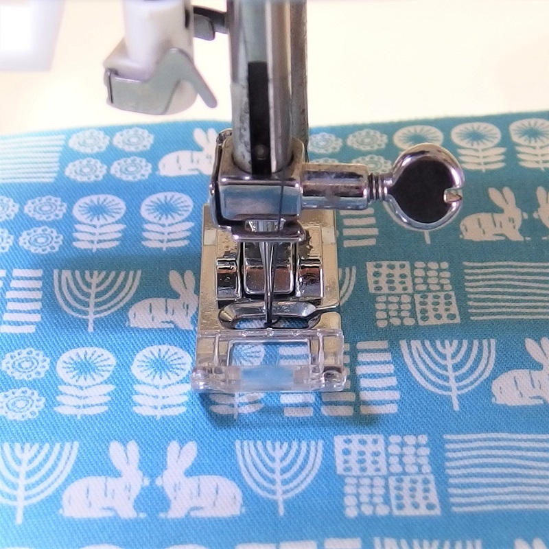 家庭用ミシン アタッチメント◆透明窓付き押さえ◆透明押え 裁縫道具 部品 ミシン押え 手芸 洋裁 見やすい レース リボンの画像4