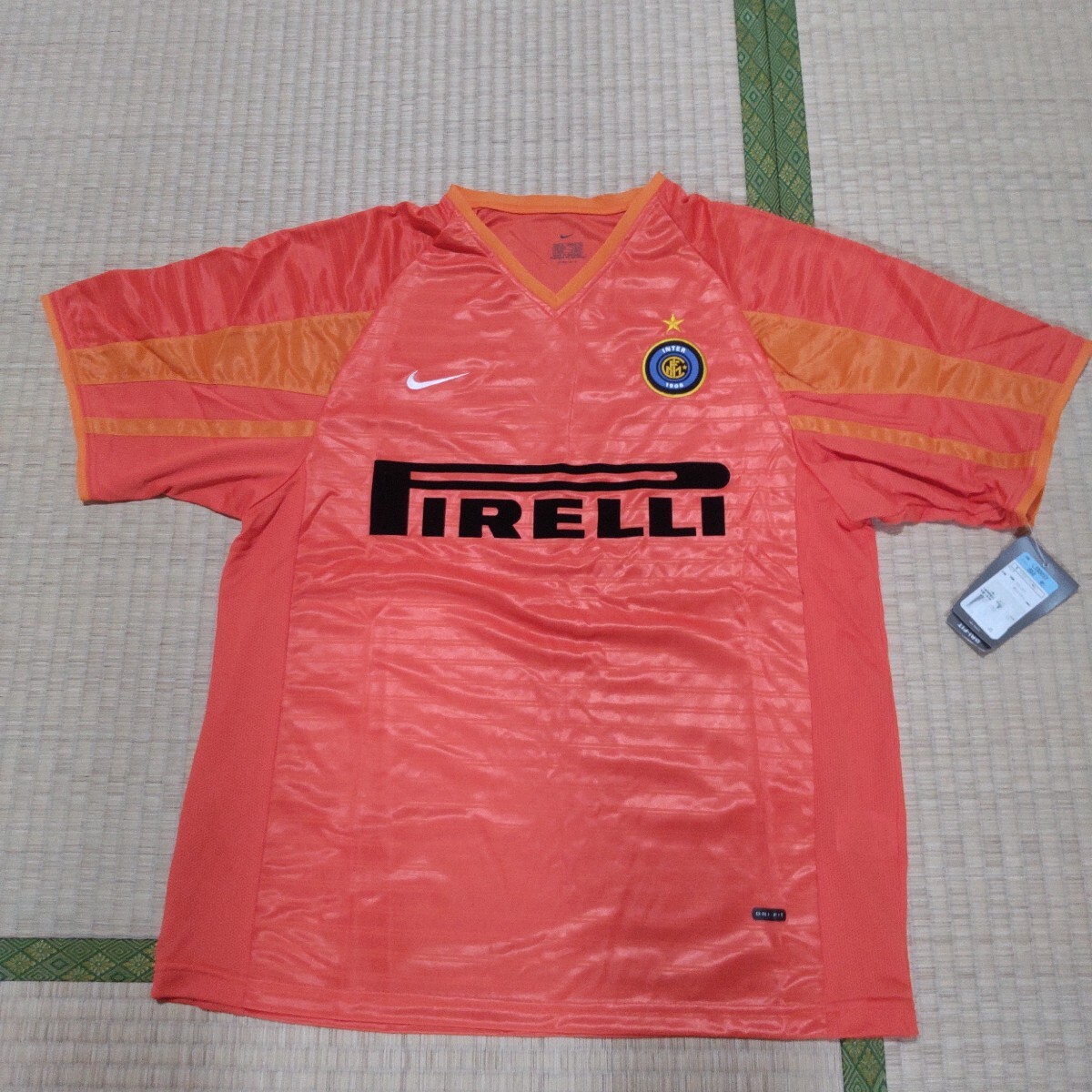 01-02頃 インテル 3rd (サード) ユニフォーム サイズM 未著用 タグ付き Nike ナイキ INTER MILANO 半袖 PIRELLI インテルナツィオナーレ