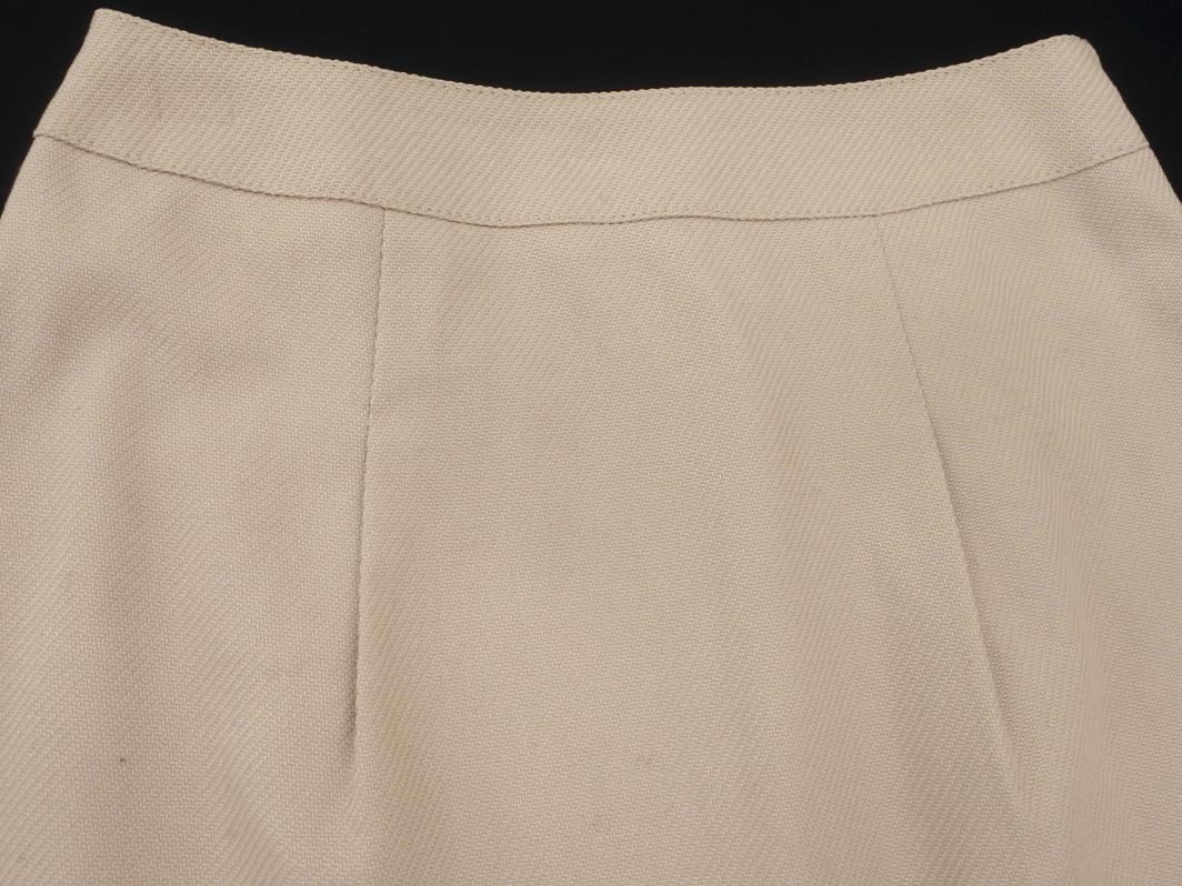 INDIVI インディヴィ Aライン 台形 スカート size36/ベージュ ■■ ☆ ffb2 レディース_画像2