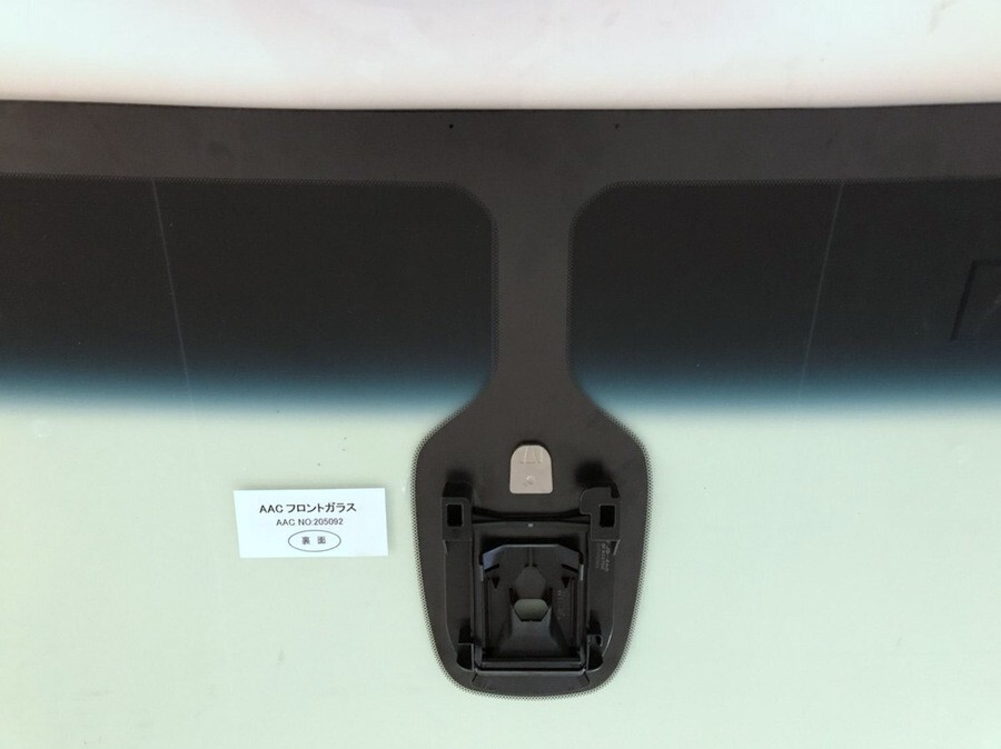 フロントガラス セレナ 5D ワゴン 日産 純正品番:※G2700-5TA2A(GT) C27系 ボカシ:ブルー 205092