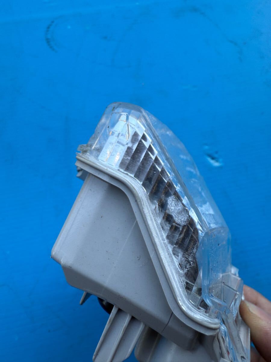 ￥500スタート！ZX-10R 2011-2015年 純正 テールランプ 管理:F172_画像4