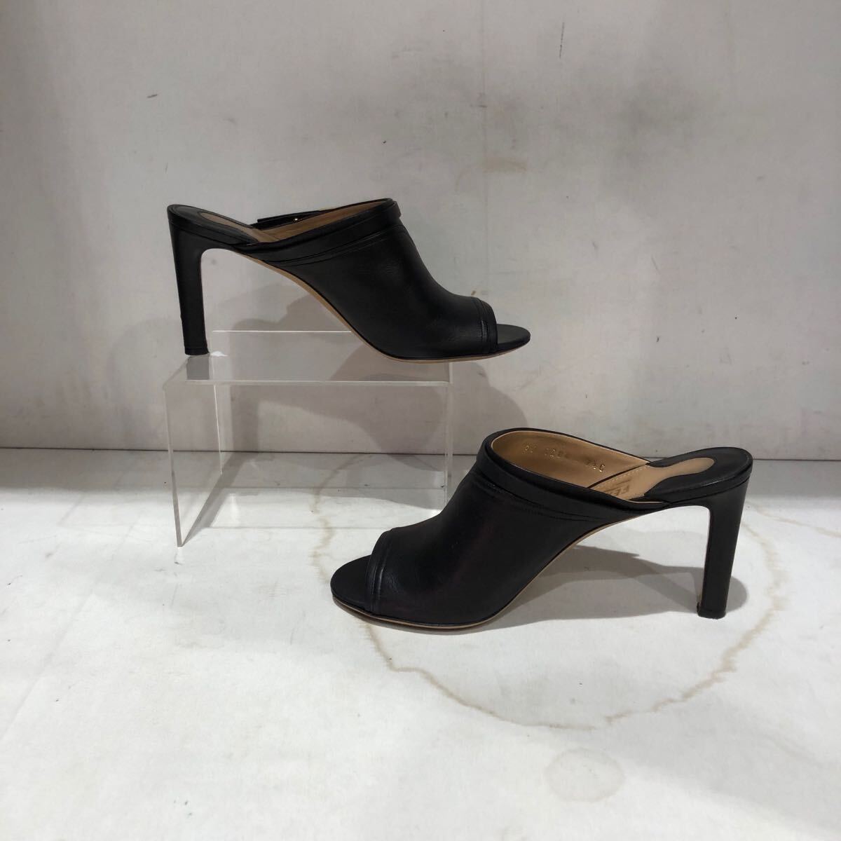 ts20250621[Salvatore Ferragamo] Salvatore Ferragamo сандалии кожа высокий каблук черный 7 1/2