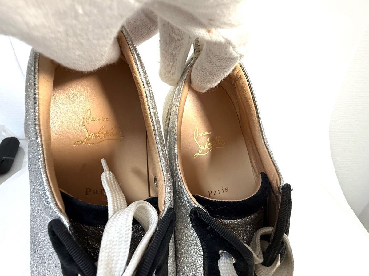 美品 Christian Louboutin クリスチャンルブタン LOUIS ベロア レザー ローカットスニーカー シューズ 41 メンズ　靴 シルバー ブラック系