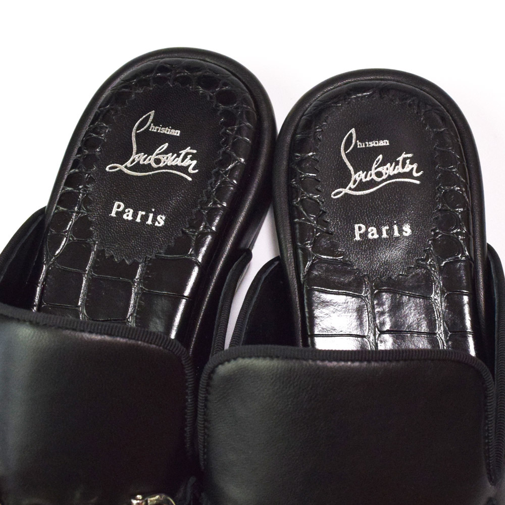 未使用 Christian Louboutin クリスチャン ルブタン COOLITO SWING FLAT 屋內(nèi)屋外兼用 レザー スパイクビット スリッパ サンダル 42.5 27.5