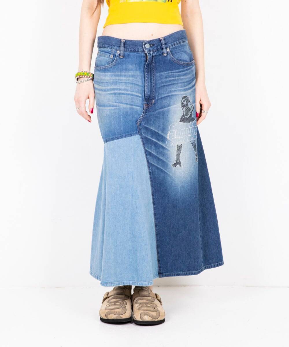 ヒステリックグラマー　 HYSTERIC GLAMOUR VIXEN GIRL刺繍 スクラッチデニムスカート　フレア　デニム　スカート　S
