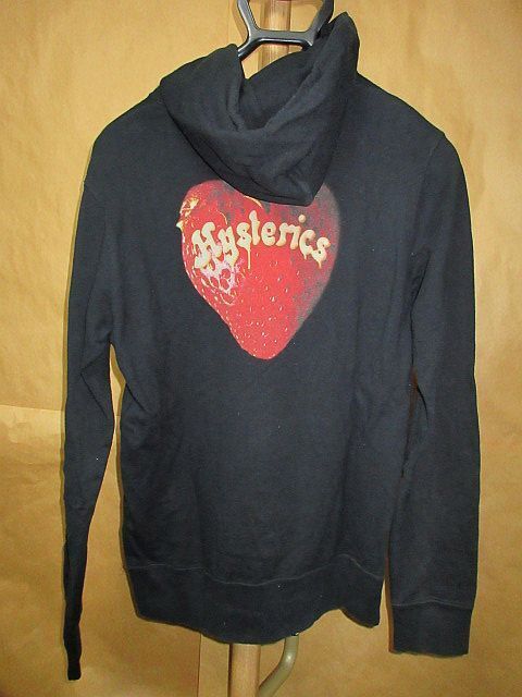 ヒステリックグラマー スカルベリー パーカー HYSTERIC GLAMOUR（ヒステリックグラマー）の「SKULL BERRY