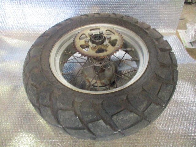 A7AG05 TW200 リアホイール DG07J S