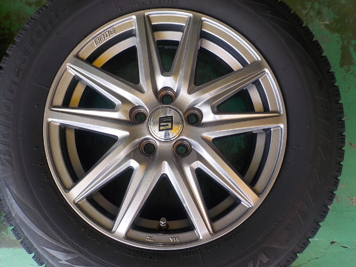 D15033 ＳＥＩＮ プリウス ウィッシュ プレミオ カローラツーリング 等 ブリザック ＶＲＸ２ 195/65R15 付き ６Ｊ +４５ PCD100