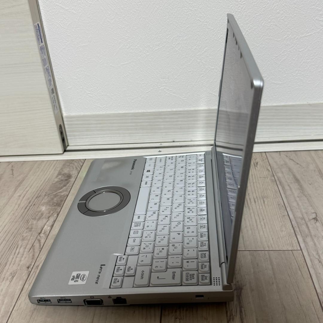 【國(guó)産初心者向け】レッツノートi58GSSD256G12.1カメラ N