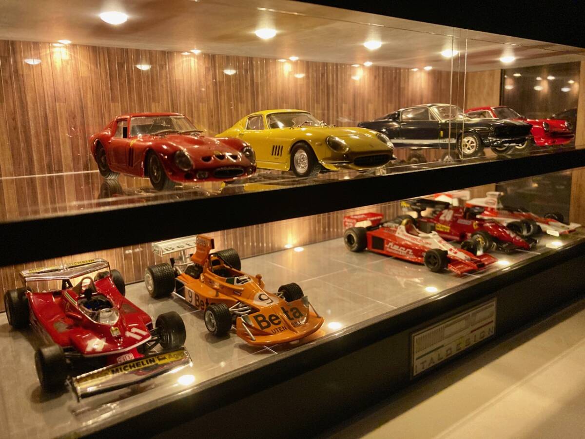 1/43展示15台可能・ウォールナット・3層式ディスプレーBOX /ネオジオラマ b97dbd6acc396cd98b742c4731735f