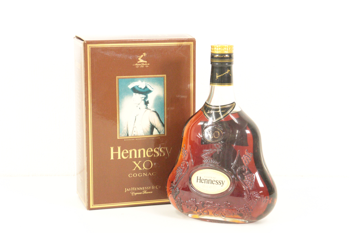 ブランデー コニャック ヘネシー XO 40度 正規 箱付 700ml 洋酒