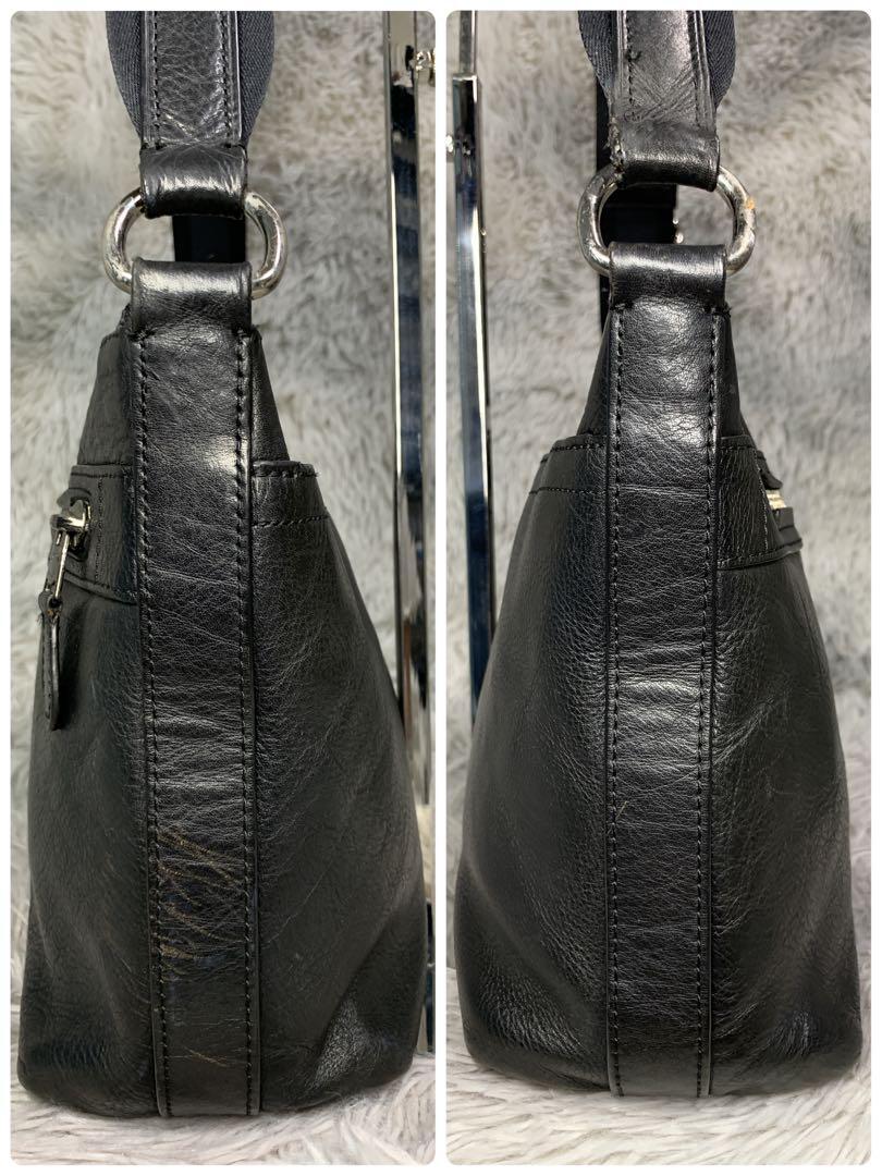 美品 COACH コーチ ヘリテージウェブ ショルダーバッグ 斜め掛け 肩がけ 型押しロゴ 通勤 ビジネス オールレザー 黒 ブラック メンズ