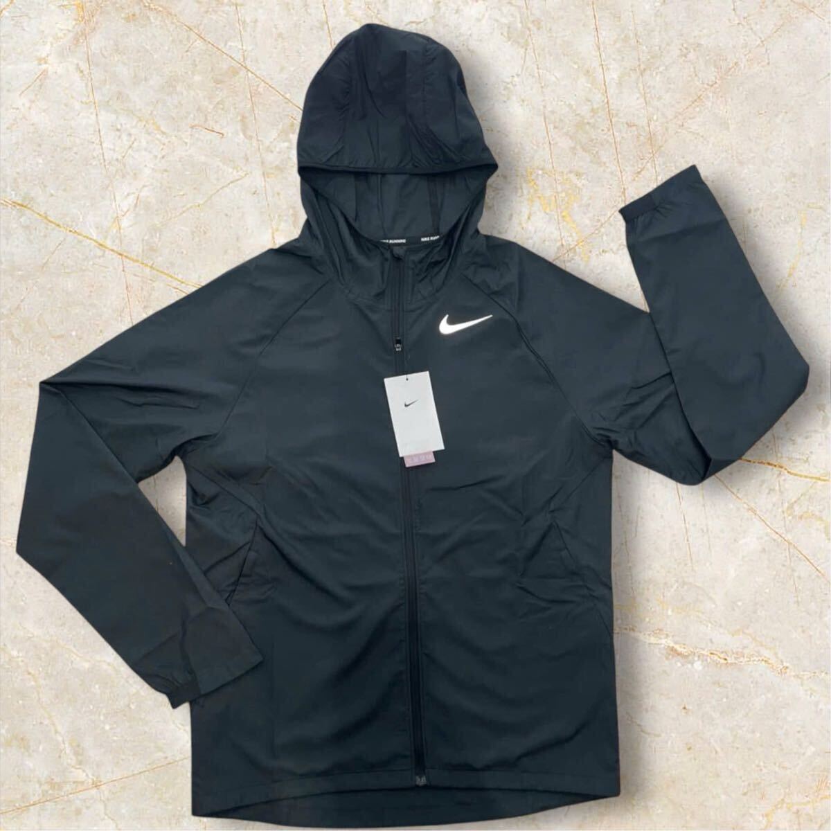 Lサイズ【新品】NIKE ナイキ エッセンシャル ジャケット ナイロンパーカー 新品未使用 XLサイズ NIKE ナイキ エッセンシャル ジャケット