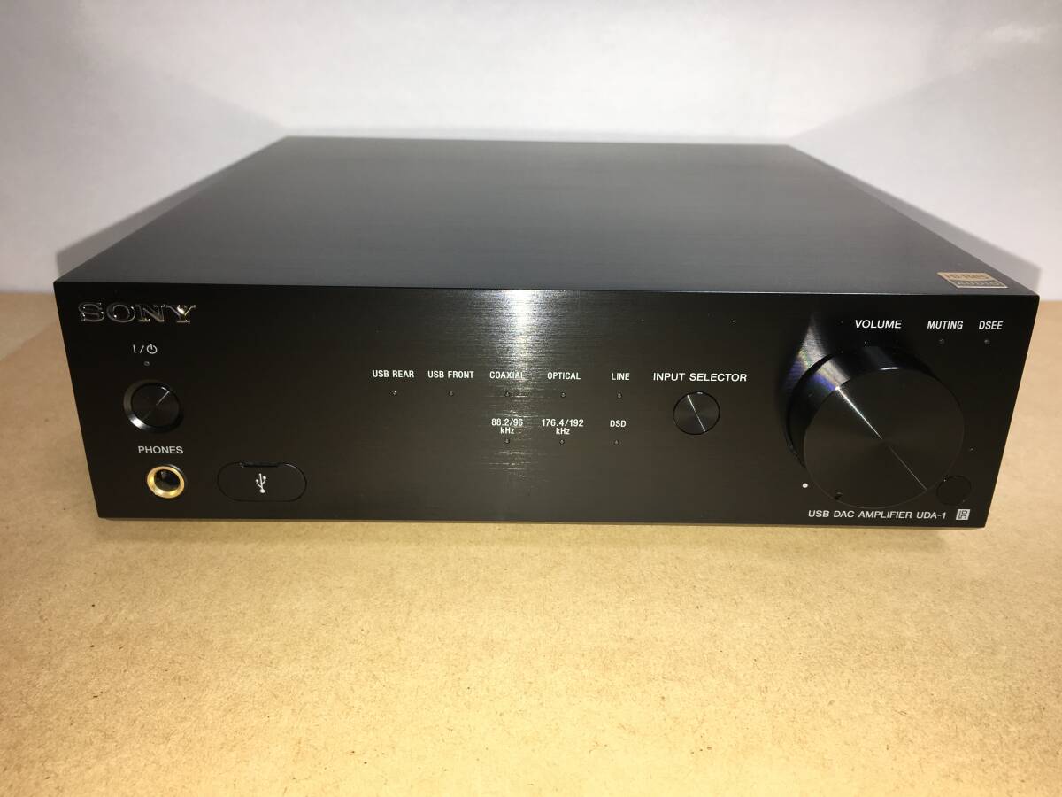 SONY USB DAC усилитель черный UDA-1