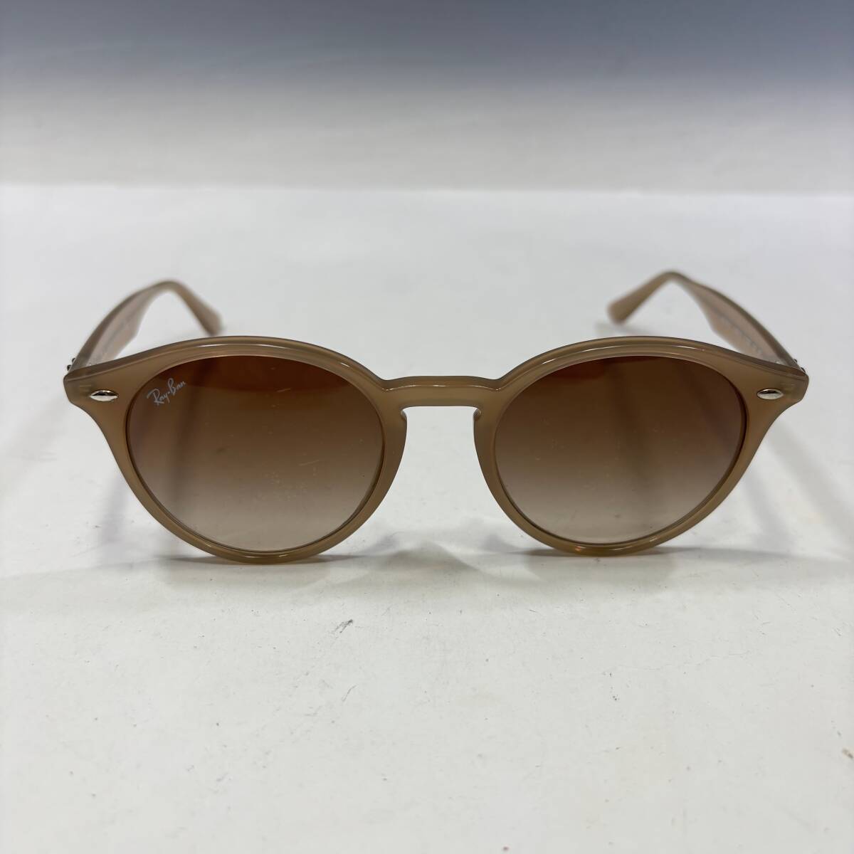 1円?狀態(tài)良【レイバン/Ray-Ban本物】サングラス/RB-2180-F/プラスチックフレーム/グレージュ【B360①M(fèi)