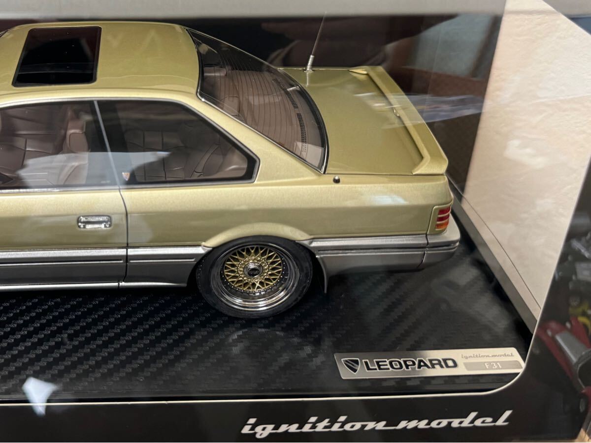 イグニッションモデル　1/18 レパード　F31 IG3700 