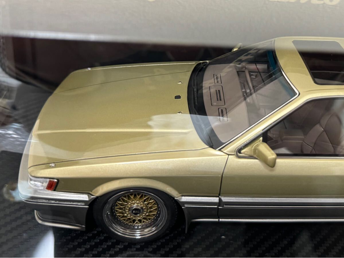 イグニッションモデル　1/18 レパード　F31 IG3700 