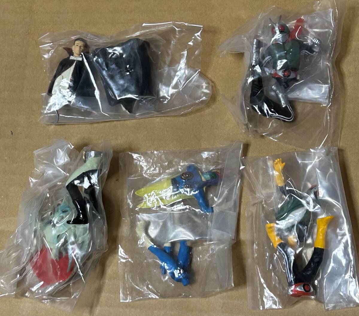 ■　ガチャポン 　ソフビ　　カード 　　　仮面ライダーセット